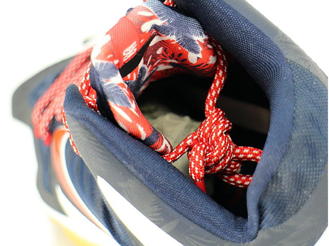 LEBRON 11 616175-164 - 7