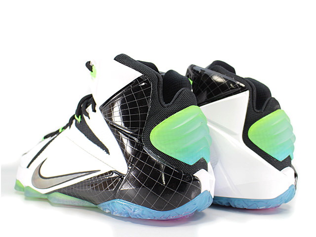 【美品‼️】NIKE レブロン 12 スニーカー Lebron 国内12月6日発売予定】 ナイキ レブロン12 ハイパーター コイズ
