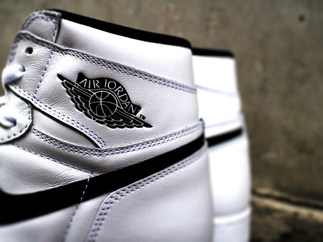 NIKE AIR JORDAN 1 RETRO HIGH OG01