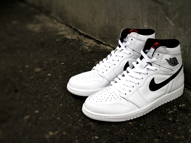 NIKE AIR JORDAN 1 RETRO HIGH OG01