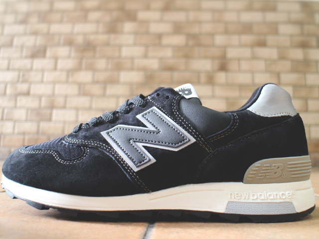 NEW BALANCE M1400 BKS01