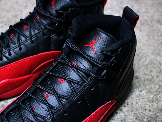 NIKE AIR JORDAN 12 RETRO01
