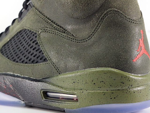 AIR JORDAN 5 RETRO