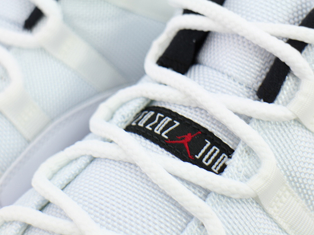 AIR JORDAN 11 RETRO LOW 528895-101 - 5