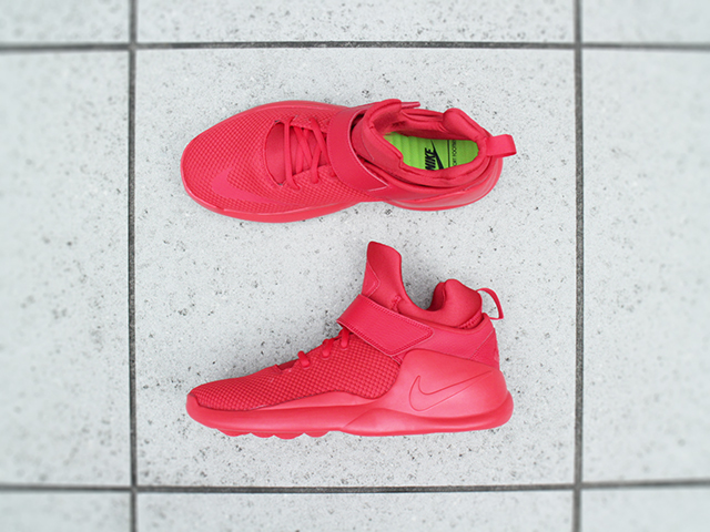 NIKE KWAZI01