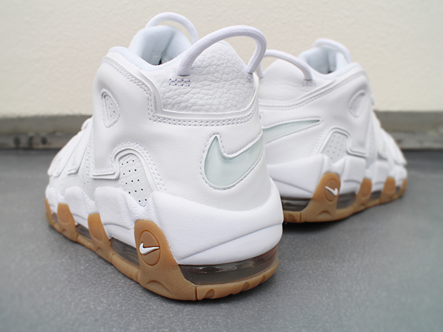 NIKE AIR MORE UPTEMPO01