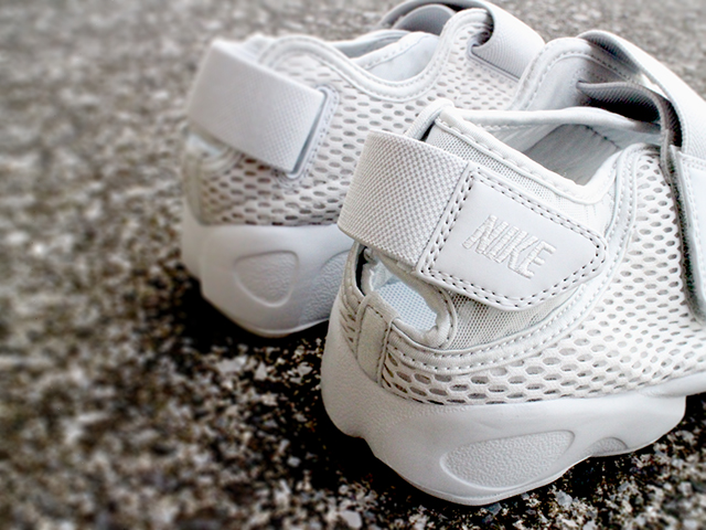 NIKE AIR RIFT BR01