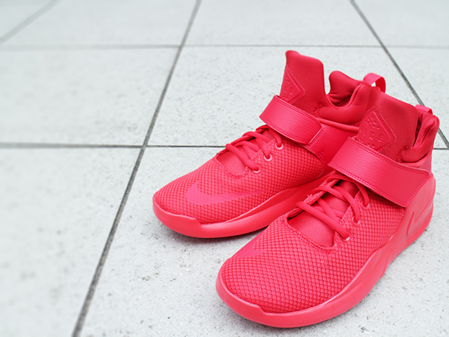 NIKE KWAZI01
