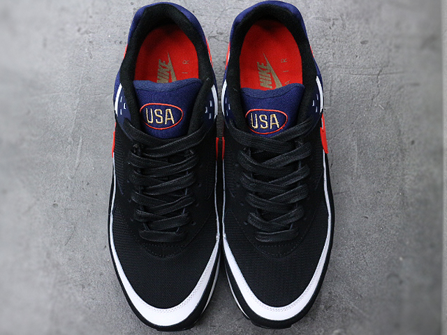 NIKE AIR MAX BW PREMIUM01
