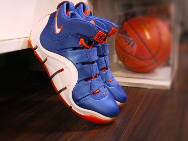 NIKE ZOOM LEBRON 401