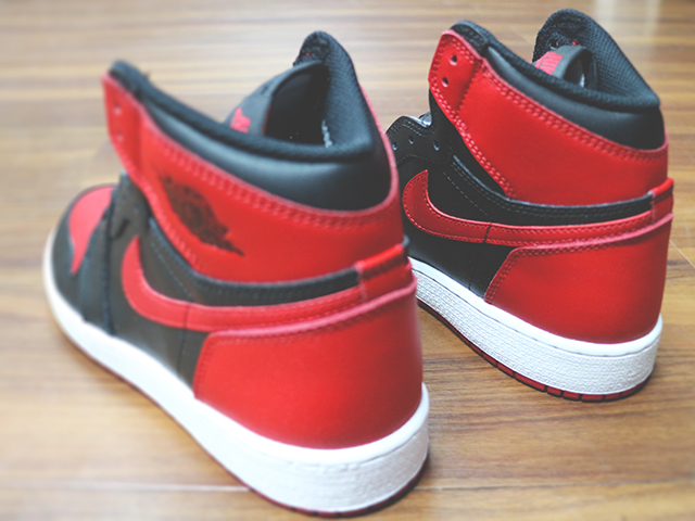NIKE AIR JORDAN 1 RETRO HIGH OG BG01
