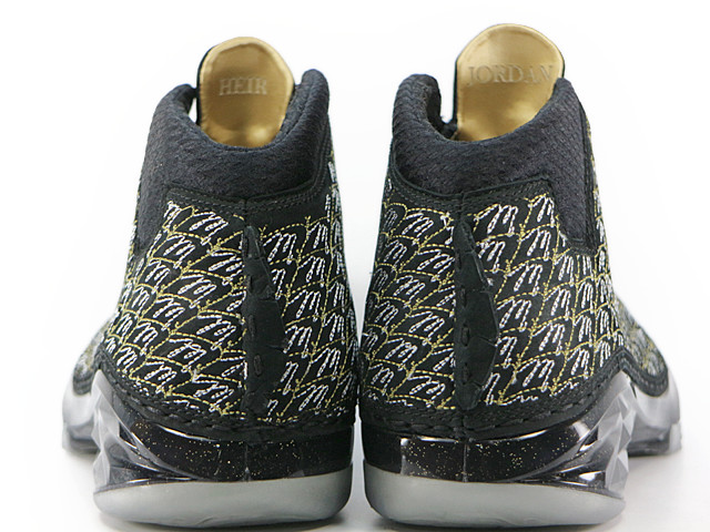 AIR JORDAN 23 TROPHY ROOM 853336-023 - 4