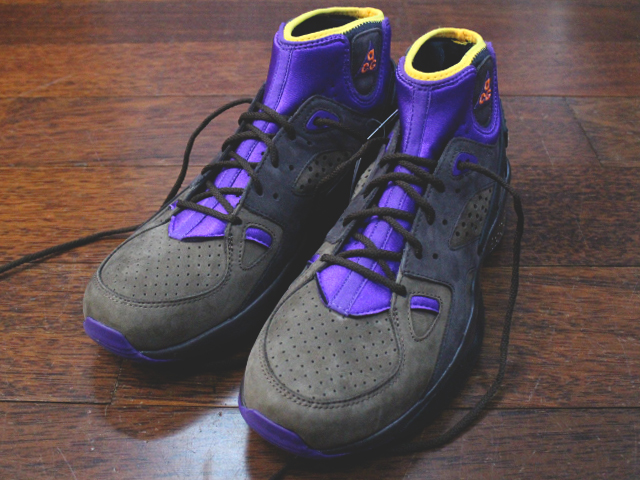 NIKE MOWABB OG01