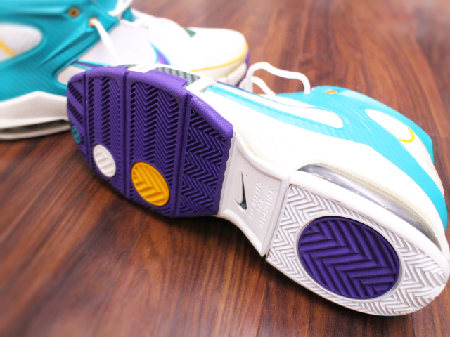 NIKE AIR UP TEMPO PRO CP301