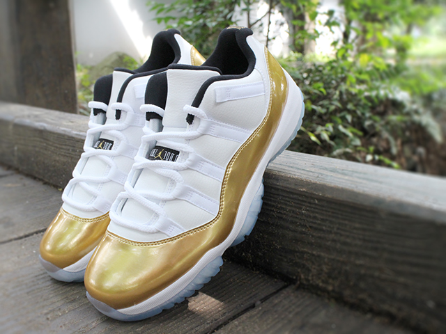 AIR JORDAN 11 RETRO LOW “WHITE/METALLIC GOLD COIN-BLACK”01