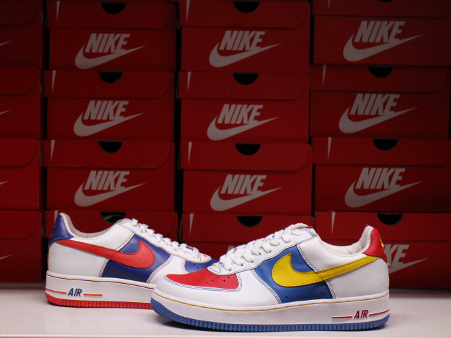 NIKE AIR FORCE 1 LOW01