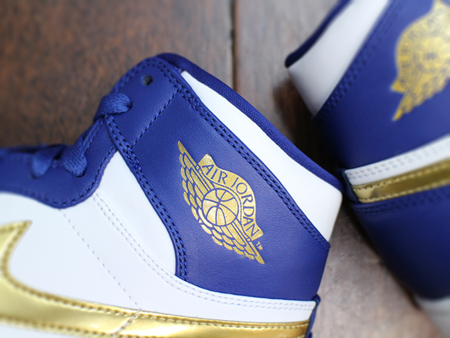 AIR JORDAN 1 RETRO HIGH”GOLD MEDAL”01