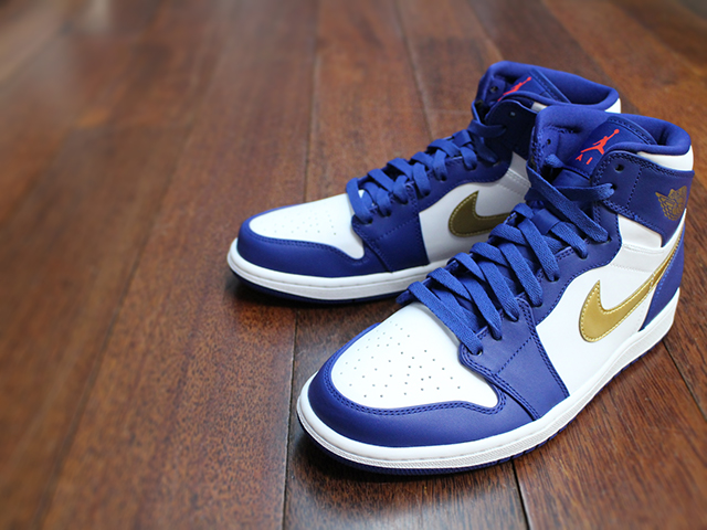 AIR JORDAN 1 RETRO HIGH”GOLD MEDAL”01