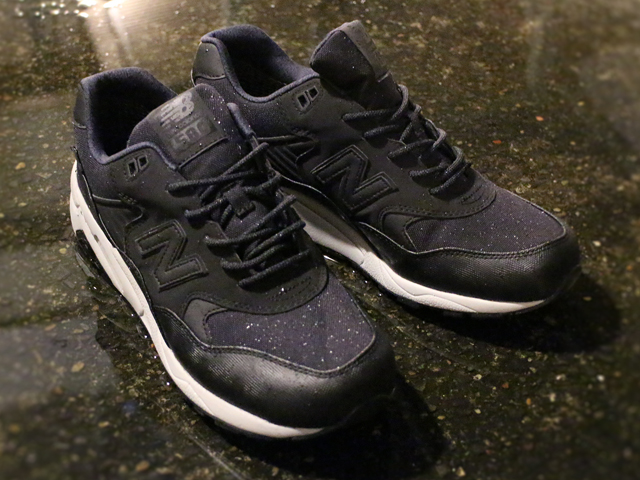 NEW BALANCE MRT580 XB01