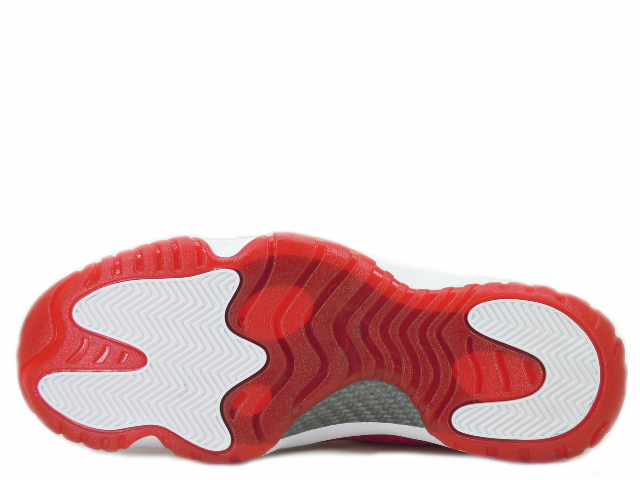AIR JORDAN FUTURE 656503-601 - 4