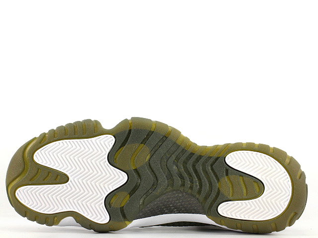 AIR JORDAN FUTURE 656503-201 - 4