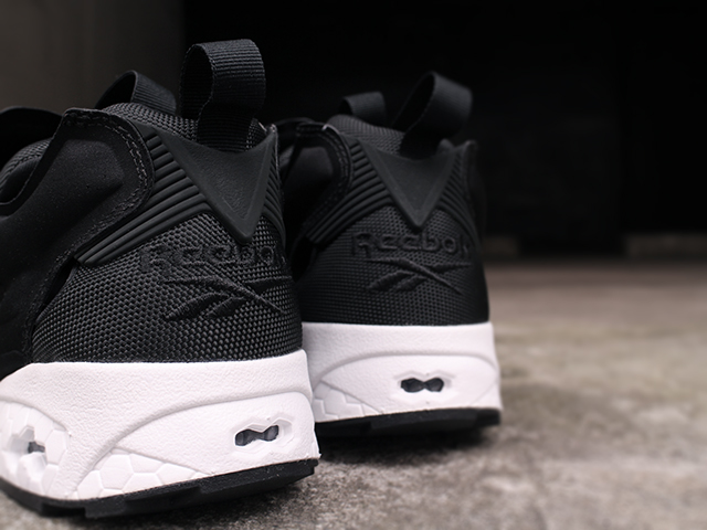 REEBOK INSTA PUMP FURY OG01