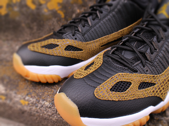 AIR JORDAN 11 RETRO LOW “CROC”01
