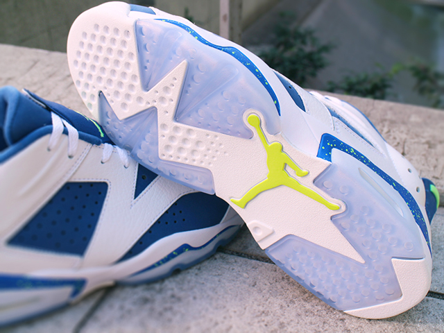NIKE AIR JORDAN 6 RETRO LOW “WHITE/GHOST GREEN-INSIGNIA BLUE”01