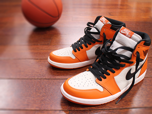 AIR JORDAN 1 RETRO HIGH OG “SHATTERED BACKBOARD AWAY”01