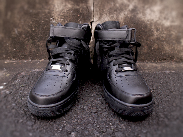 NIKE AIR FORCE 1 MID 07 “BLACK”01