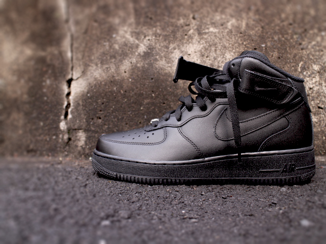 NIKE AIR FORCE 1 MID 07 “BLACK”01