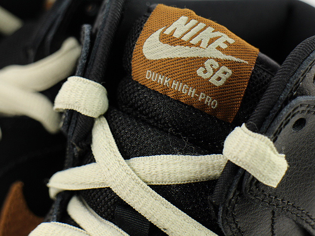 DUNK HIGH PRO SB 305050-020 - 5