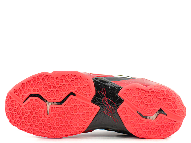 LEBRON 11 616175-001 - 4