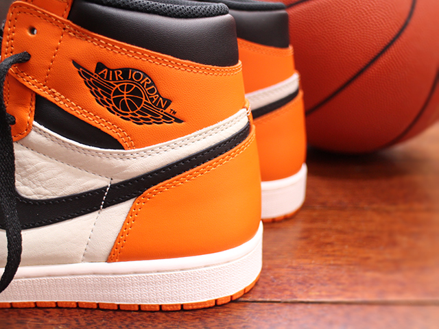 AIR JORDAN 1 RETRO HIGH OG “SHATTERED BACKBOARD AWAY”01