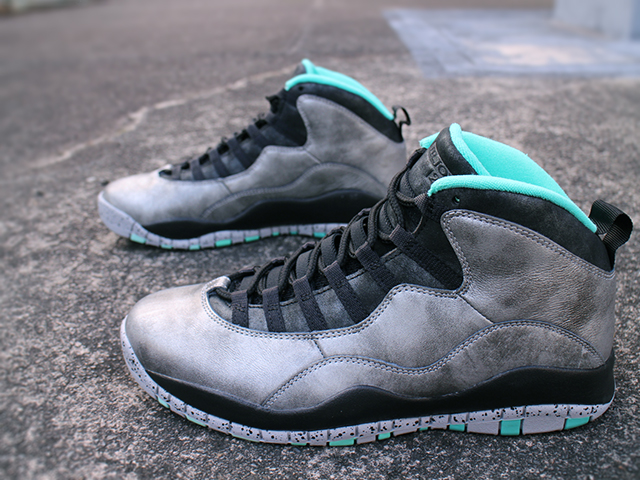 AIR JORDAN 10 RETRO 30TH “LADY LIBERTY”01