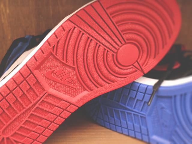 AIR JORDAN 1 RETRO HIGH OG “TOP 3”01