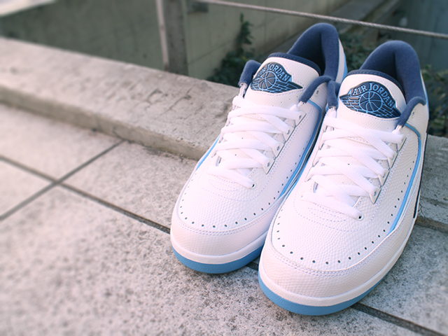 AIR JORDAN 2 RETRO LOW “WHITE/UNVRSTY BLUE”01