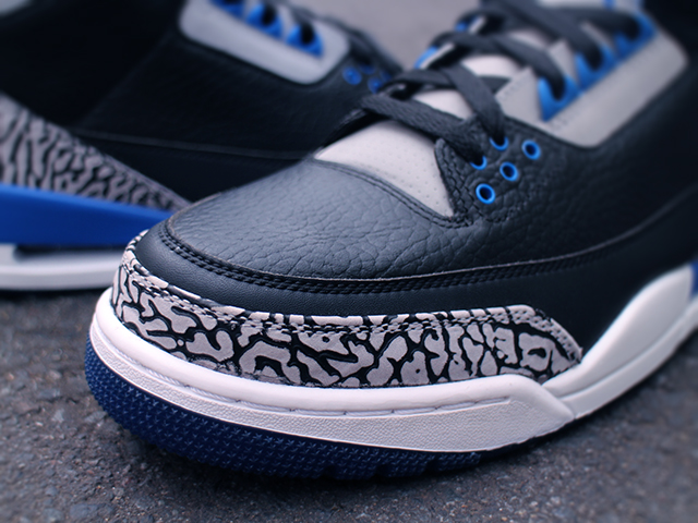 NIKE AIR JORDAN 3 RETRO “BLACK/SPORT BLUE-WOLF GREY”01