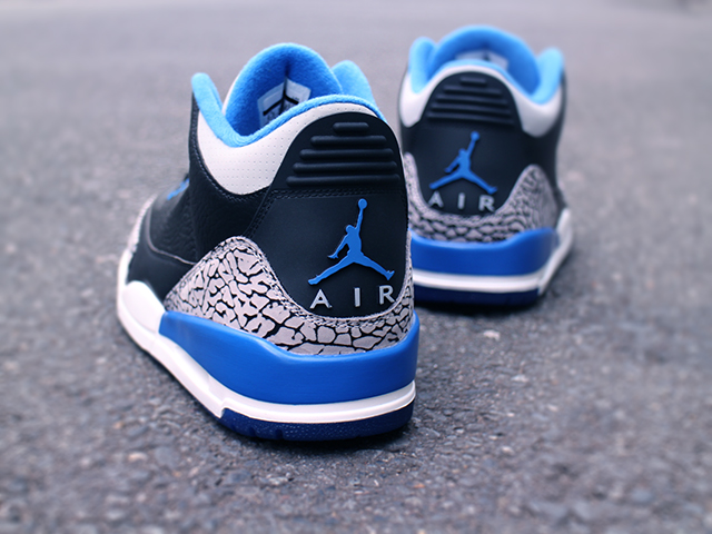 NIKE AIR JORDAN 3 RETRO “BLACK/SPORT BLUE-WOLF GREY”01