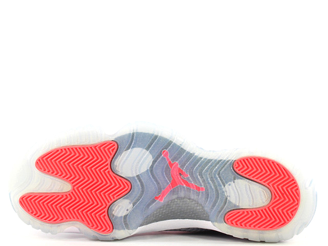 AIR JORDAN FUTURE LOW 718948-023 - 4