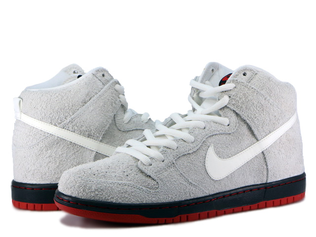 SB DUNK HIGH TRD QS 881758-110 - 2