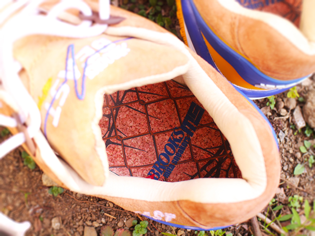 BROOKS HERITAGE BEAST 1 “ENCHANTMENT BEAST/MITA SNEAKERS”01