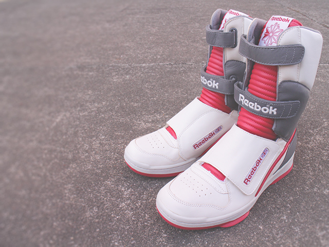 REEBOK ALIEN STOMPER HI “EXCELLENT RED/SNOWY GREY”01