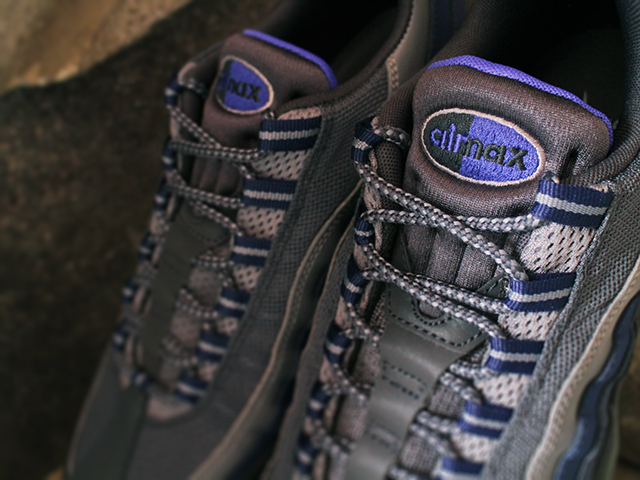 NIKE AIR MAX 95 ESSENTIAL “ANTHRACITE/PARAMOUNT BLUE”01
