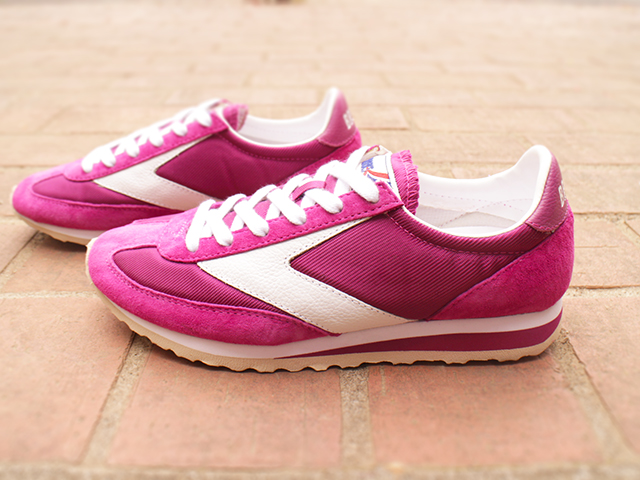 BROOKS HERITAGE WMNS VANGUARD “FESTIVAL FUSCIA”01