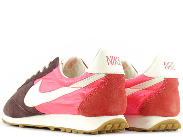 WMNS PRE MONTREAL RACER VNTG 555258-603 - 2