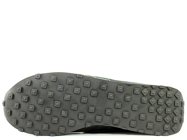 WMNS PRE MONTREAL RACER PINNACLE 839605-003 - 4