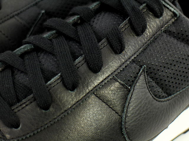 WMNS PRE MONTREAL RACER PINNACLE 839605-003 - 5