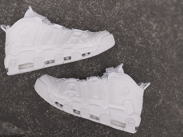 NIKE AIR MORE UPTEMPO ’96 “WHITE/WHITE”01