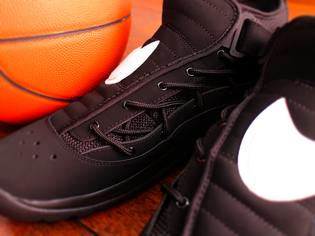 NIKE AIR SHAKE NDESTRUKT “BLACK/WHITE-BLACK-TEAM ORANGE”01